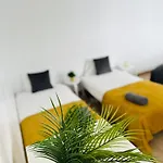 Luxury House Next Attractions With Free Parking *