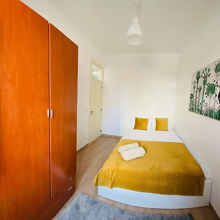 Luxury House Next Attractions With Free Parking * ליסבון