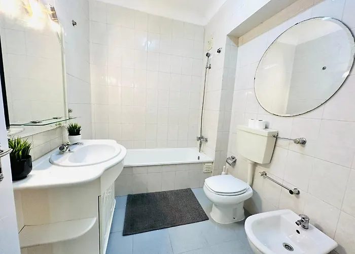 بيت للعطل Luxury House Next Attractions With Free Parking *