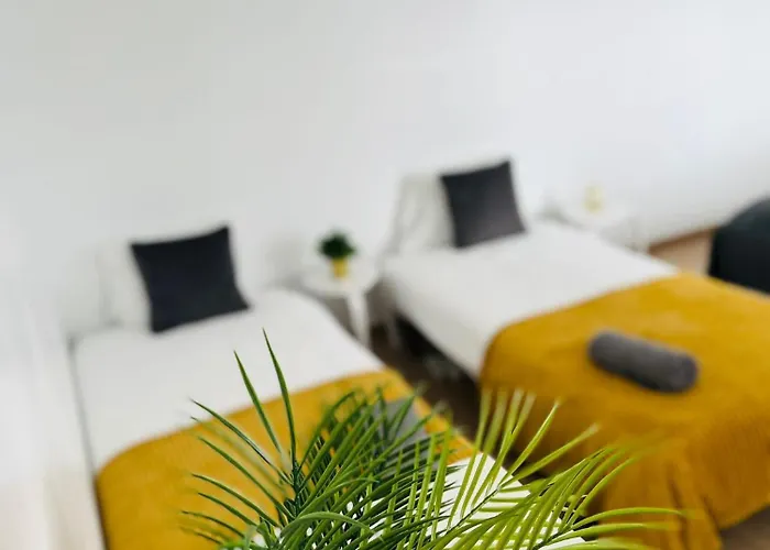 Luxury House Next Attractions With Free Parking *