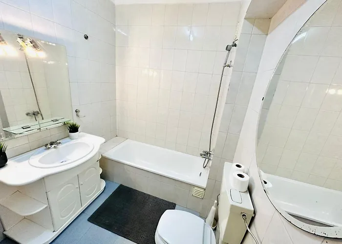 بيت للعطل Luxury House Next Attractions With Free Parking *